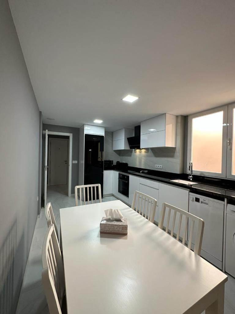 Ana Residence Elche Bagian luar foto